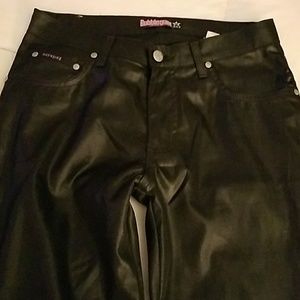 Black shiney pants
